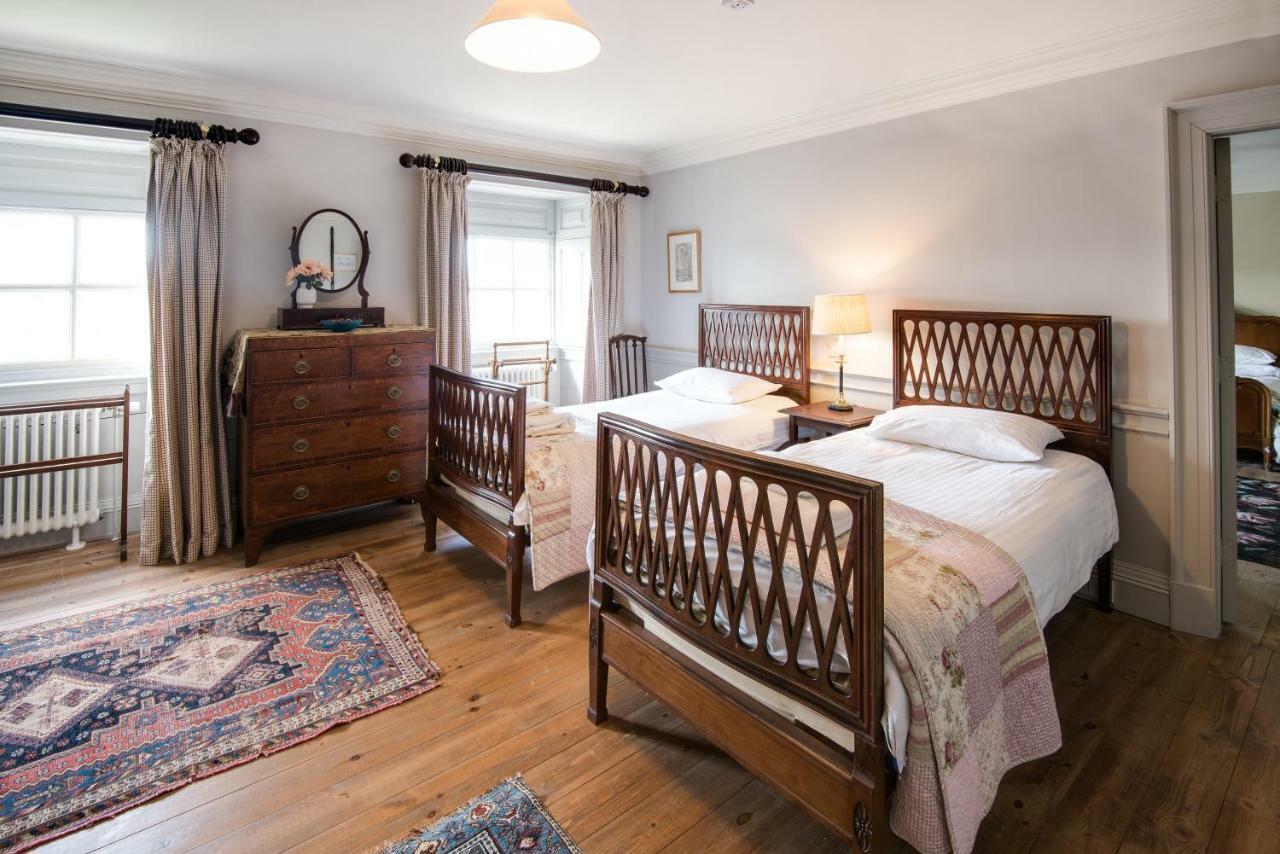 Merchant'S House - Large Two Floor Apartment!! Sleeps Up To 11 People, First Floor Available Separately, Sleeping 2 People At A Reduced Rate!!! Eyemouth Exterior photo