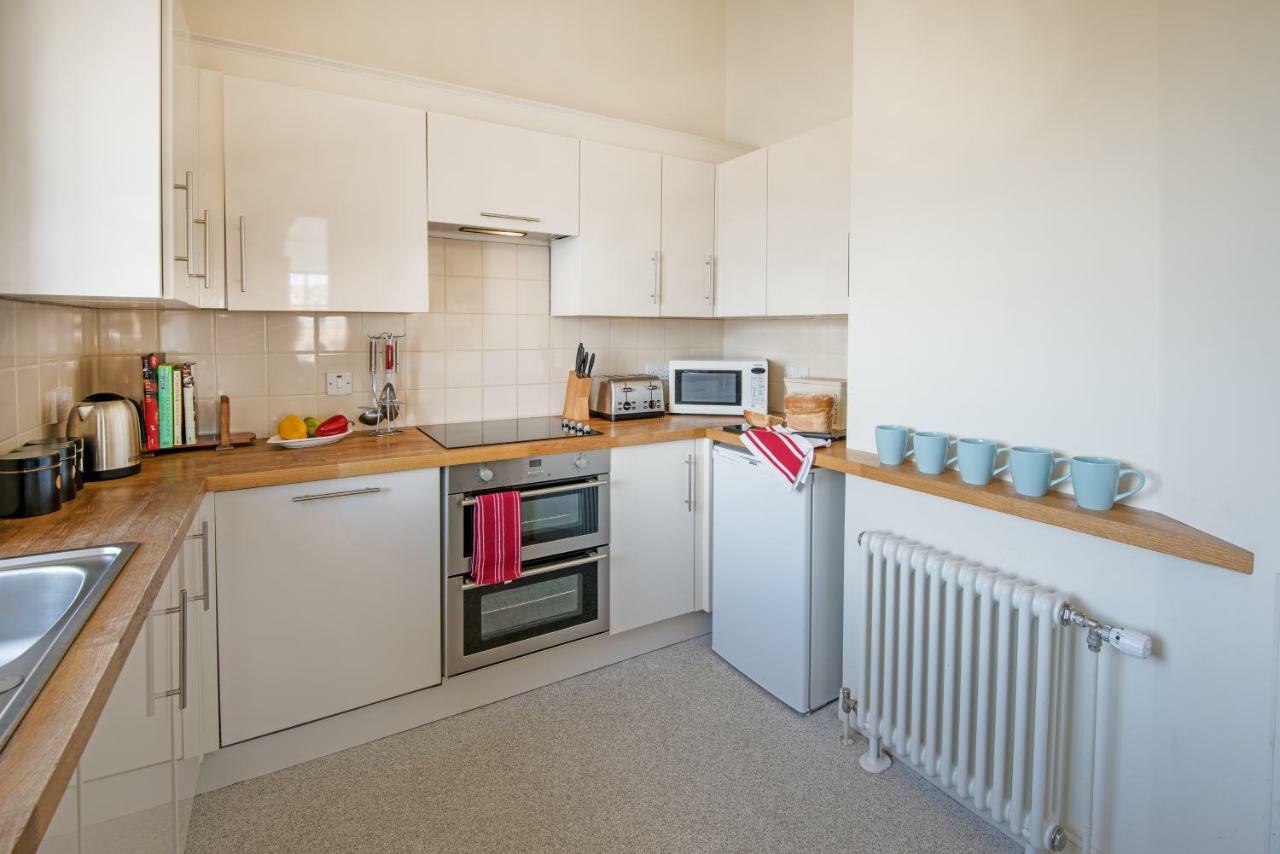 Merchant'S House - Large Two Floor Apartment!! Sleeps Up To 11 People, First Floor Available Separately, Sleeping 2 People At A Reduced Rate!!! Eyemouth Exterior photo